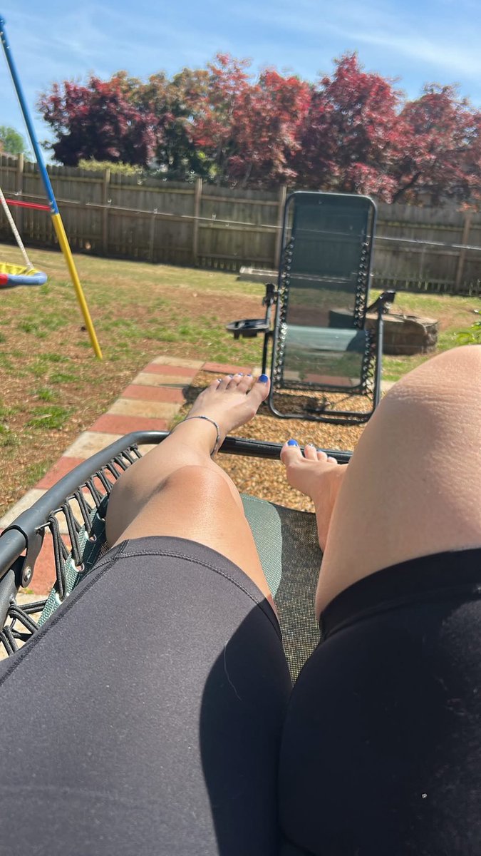 Everyones Fav Mom 💋 tweet media