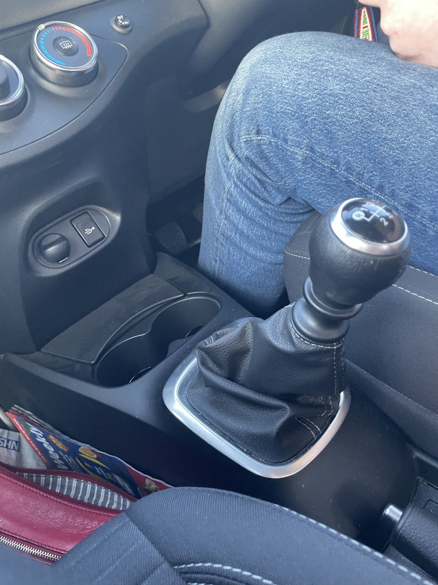 MSnTweedlesnCat's tweet image. LittleT driving me to do weekly shop kegs turned to #jelly part way through got sent to sit in their car while they got last bite, went through till, packed bags &amp;amp; loaded car #MSsucks #perkof18ywantingtoupdrivinghrs