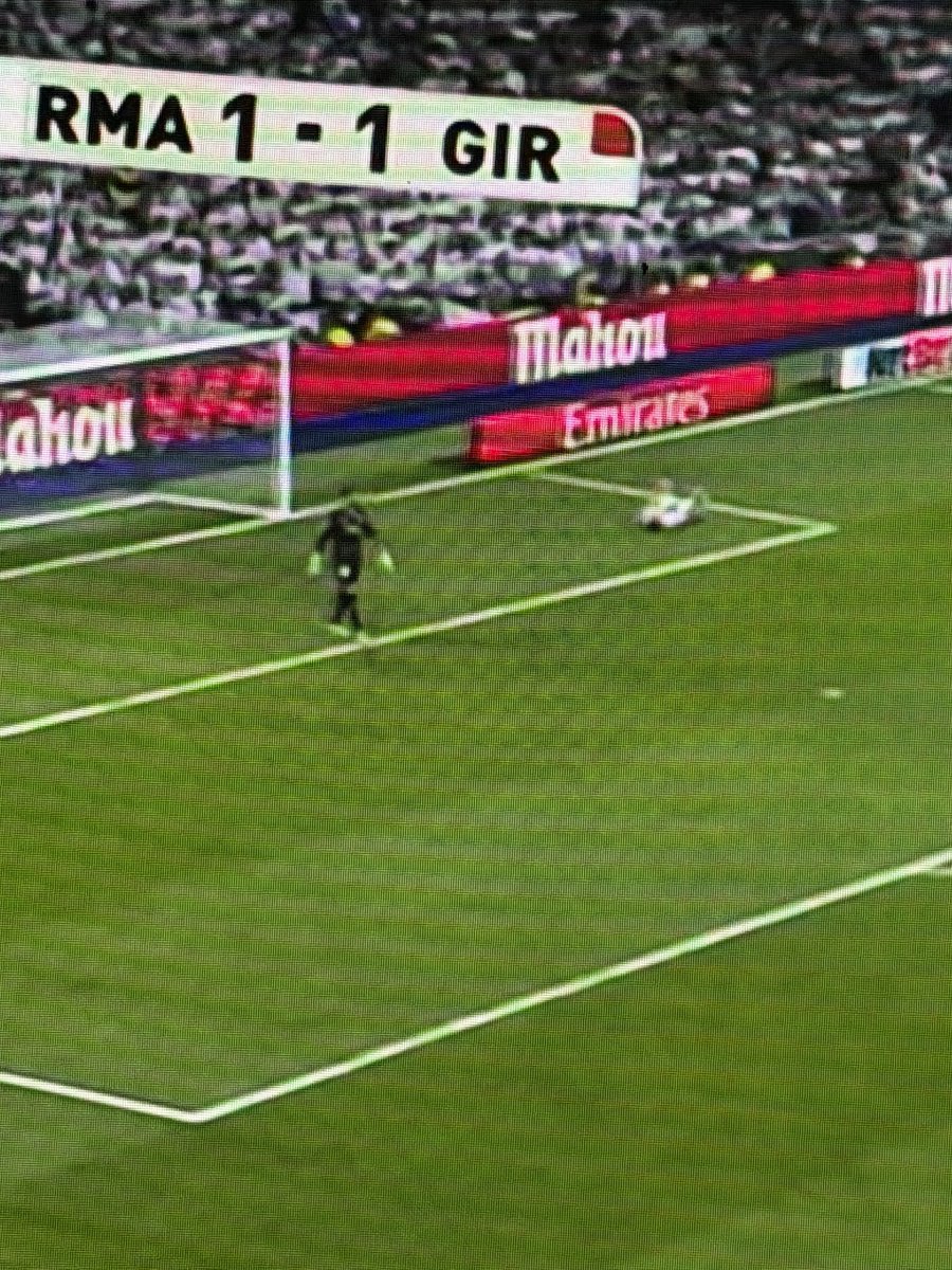 Loguito Fcb tweet media