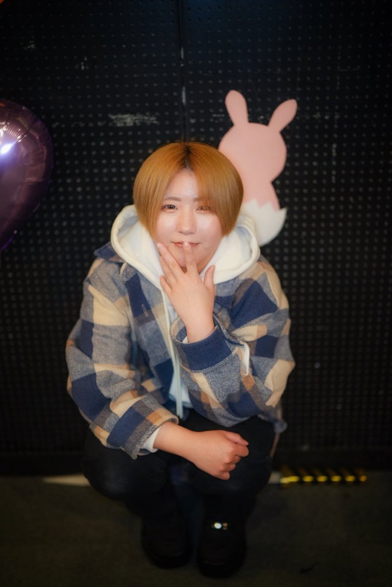 akb48kumakuma's tweet image. おはよーございます☀️
今朝の気温は9℃
点滴の効果が弱まったのか、喘息の強度は少し下がったものの昨日は咳は結構出た感の一日に
寝てからは寝るまで出てましたが一度起きただけで朝まで爆睡できたので良しと

土曜日
素敵な一日をお過ごしください✨️

#水咲爽
#POEM