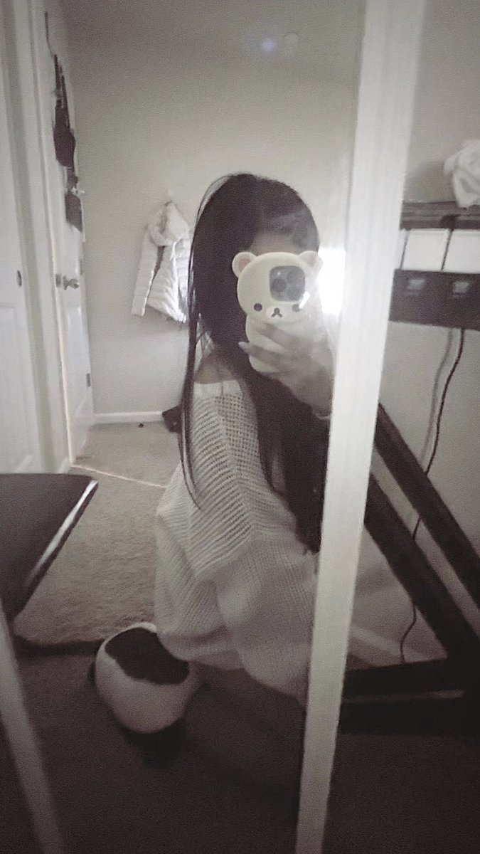 sugarrrbunnii's tweet image. i love deep voice eboys who can play every game w me add my new dc!! :33 #egirl #eboy #discord #esex #breedme #cnc #dahood #edating