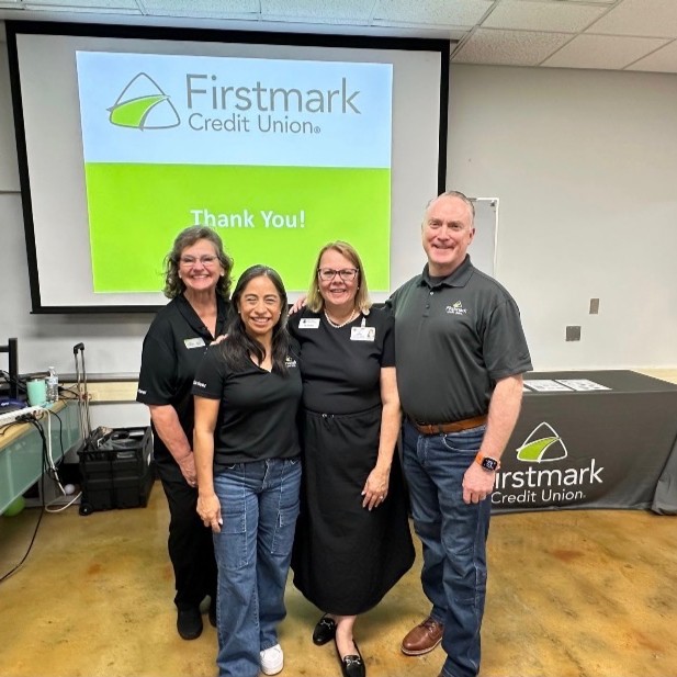 firstmark_fdn's tweet photo. We recently kicked off Financial Literacy Month by piloting our new financial literacy program @BiteofReality1 with staff and interns at @govista! 🏫 😃
 
#FinancialLiteracyMonth #BiteofReality #FinancialFutures #FirstmarkCU #FirstmarkFoundation https://t.co/Dm5u1R6SMV