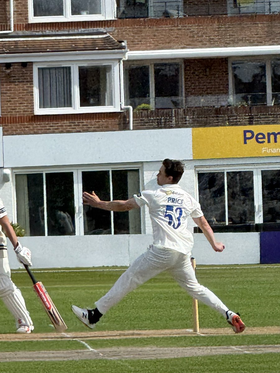 rawtrain's tweet photo. @SussexCCC Great day. Fingers crossed https://t.co/d0XxF5mhNx