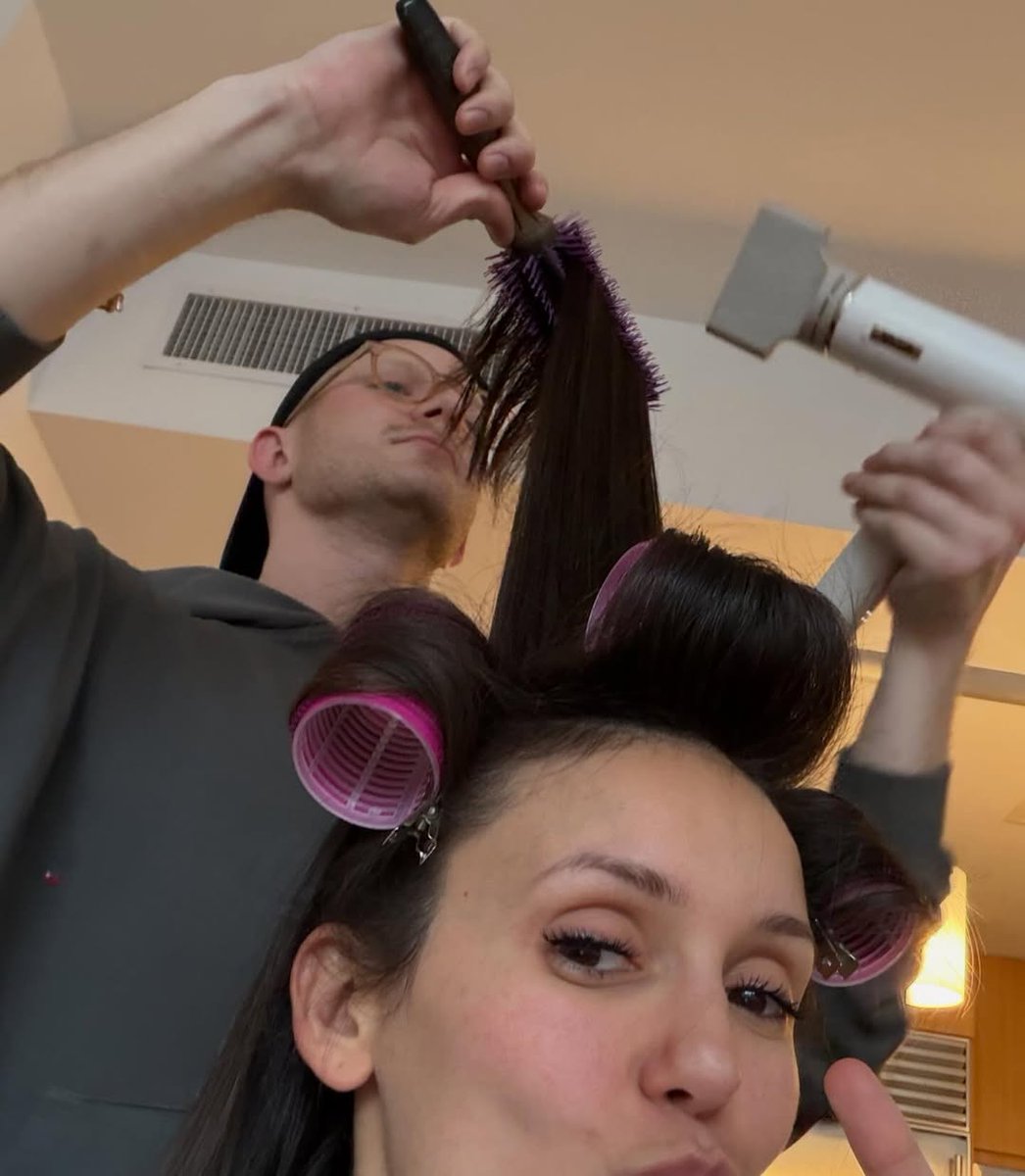 Nina Dobrev Central tweet media