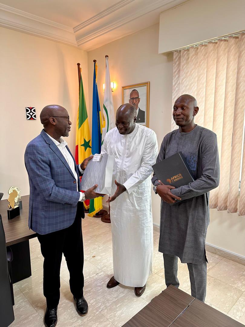 Rwanda in Senegal tweet media