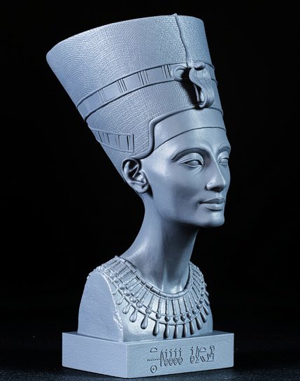 CharroZuck's tweet image. Nefertiti - Digital Restoration
Sculpt: @fotismint #zbrush 
Printer: @mypeopoly Forge &amp;amp; @WhamBamSys XTR
Resin: @SirayaTech Fast Metal Grey
#3Dprinting #3dprinter