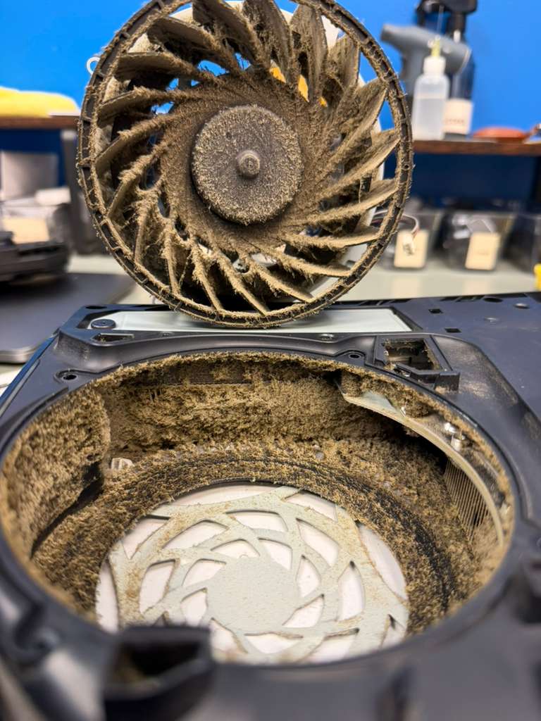 FixRaleigh's tweet photo. Is your #PS5 overheating or shutting off? iFixFast #Raleigh offers expert #HDMIport #Repair &amp; cooling fixes for #PS4, #Xbox, &amp; #NintendoSwitch. Keep #gaming without interruptions!

https://t.co/BI30QJs9BV

#HDMIRepair #Technology #PlayStation5 #MobileRepair #LaptopRepair https://t.co/8h82p5w0dO