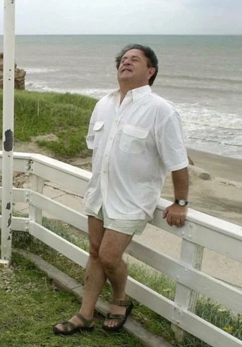 Underbord tweet media