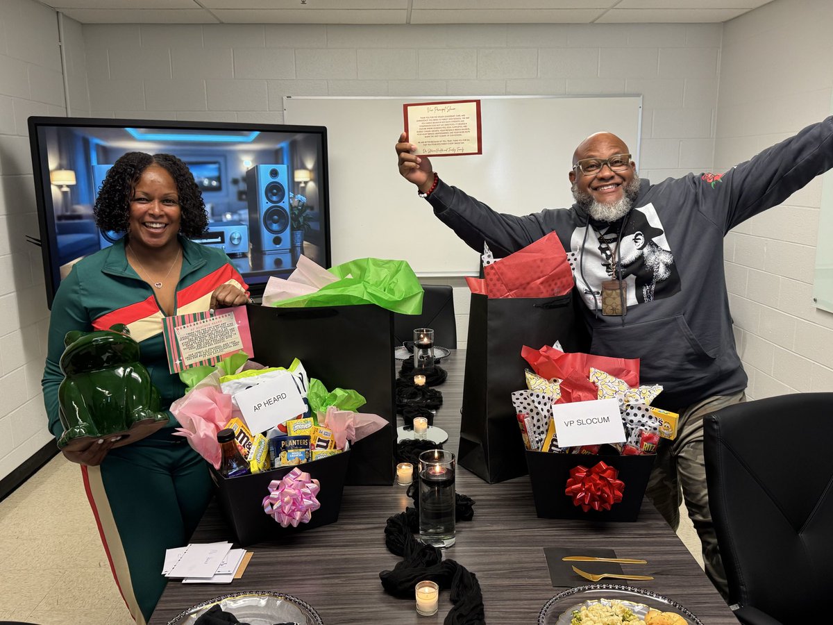 Just Call Me Coach/VP Slocum tweet media