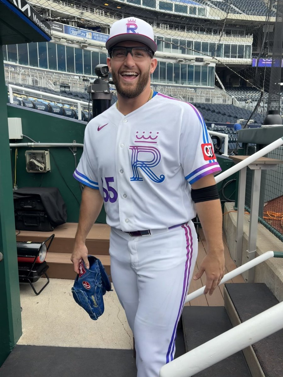 Anne Rogers tweet media