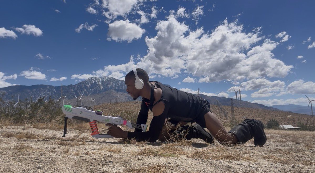 top tier, thee DOLL tweet media