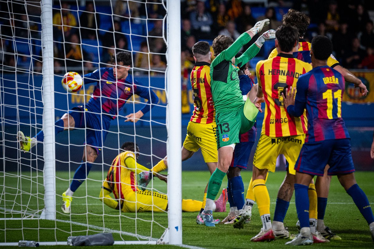 FCB__KOI's tweet photo. Si mañana contra el Espanyol no salimos con esta plantilla no voy a entender nada https://t.co/XzEHUOHCN8