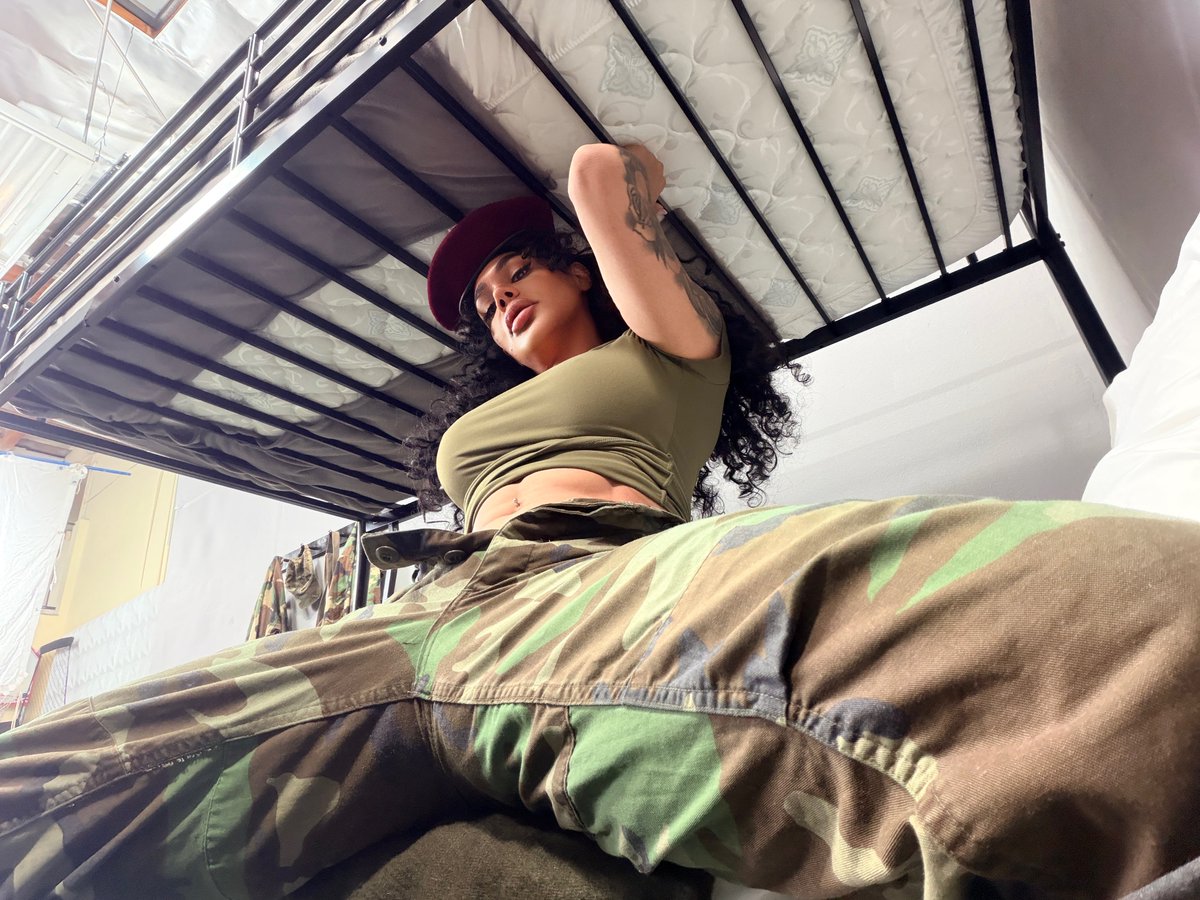 Eva Maxim tweet media