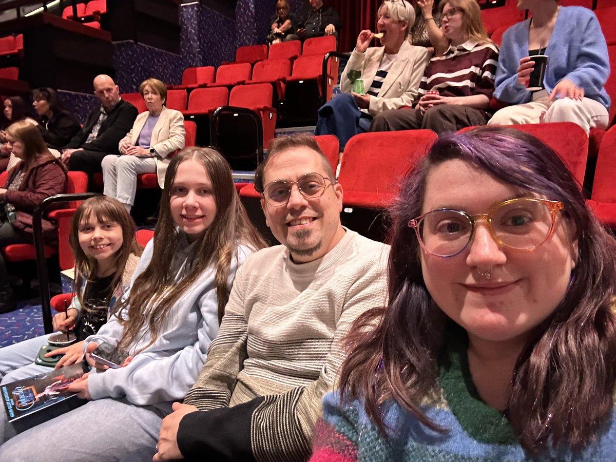 Jupiter_Hadley's tweet image. Went along to the Harlow Playhouse to see Cinderella by the local Ballet studio! #ballet #harlow #local