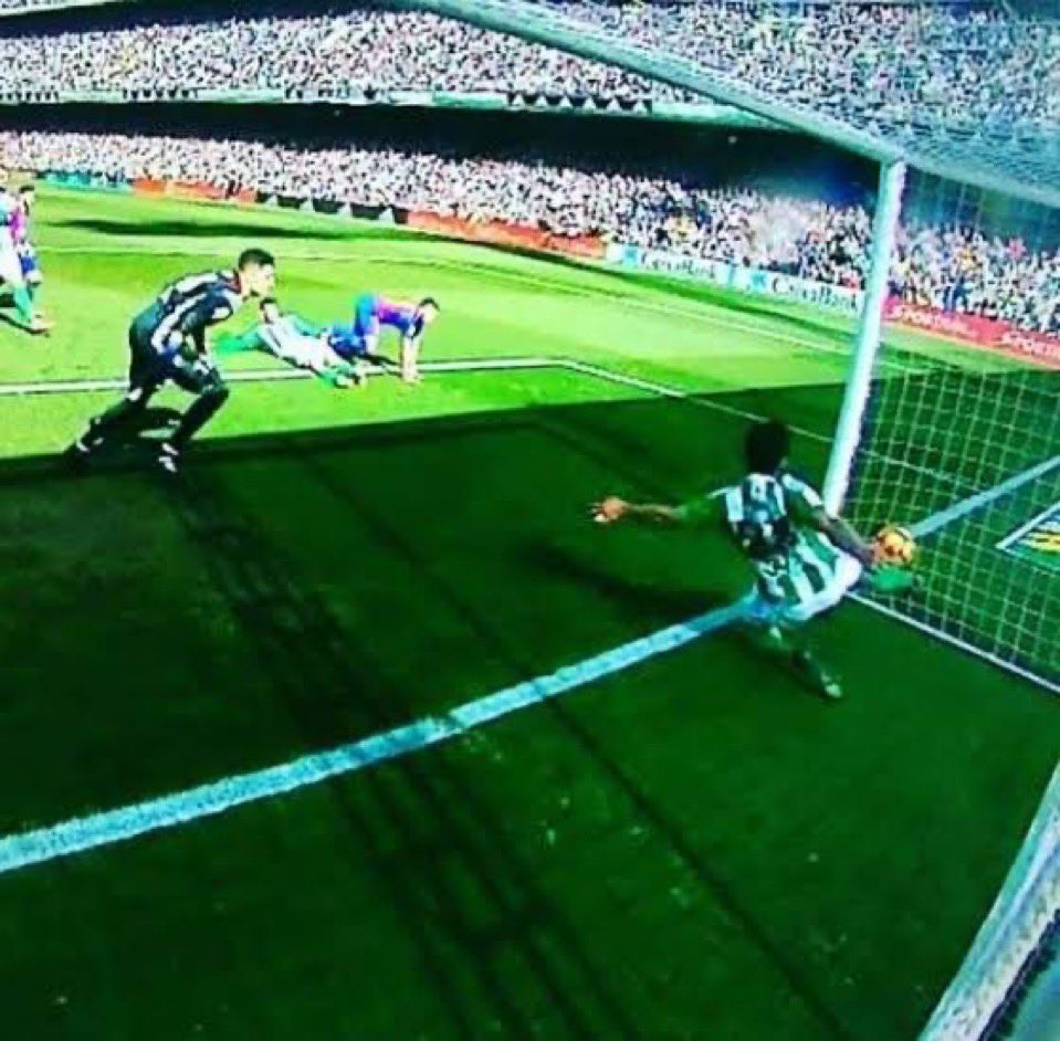 Universo FCBarcelona tweet media