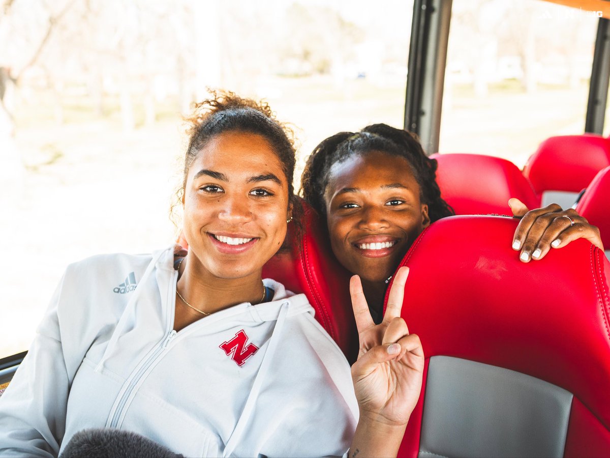 HuskerVB's tweet photo. 🚌🚌🚌 https://t.co/Th9ZwmjcuK