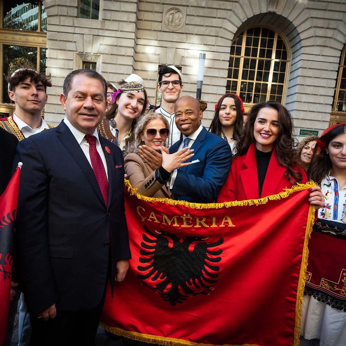 Eric Adams tweet media