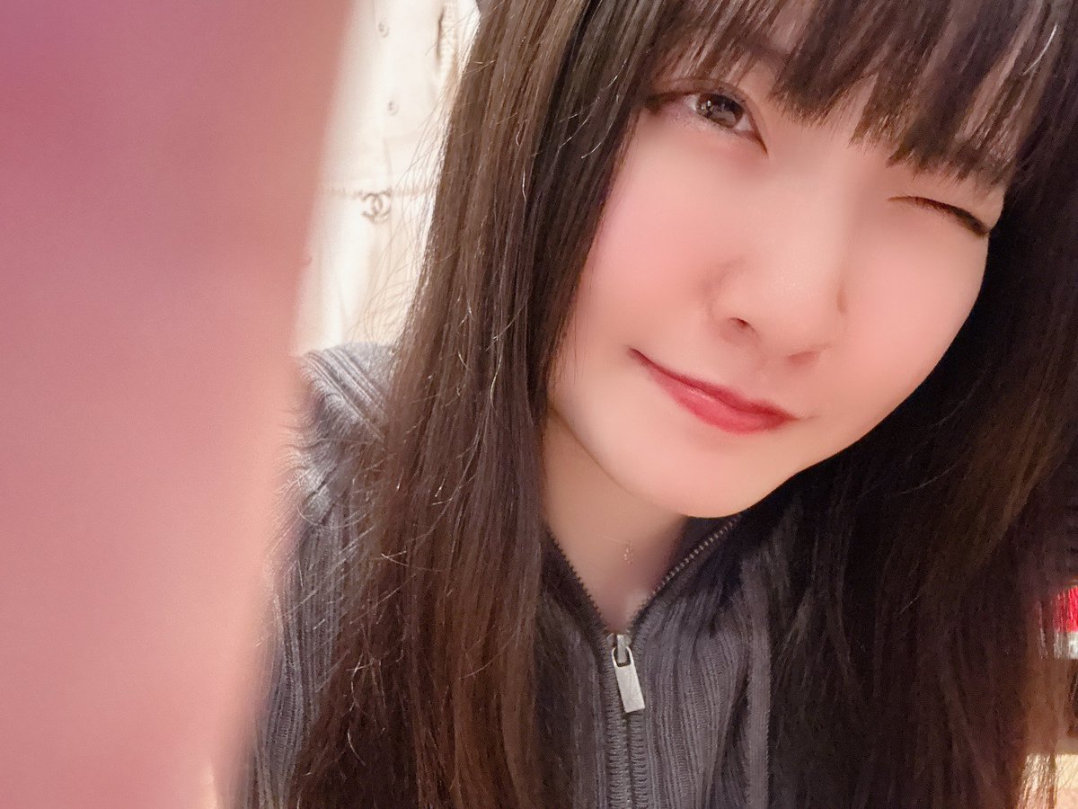 山口ひな tweet media