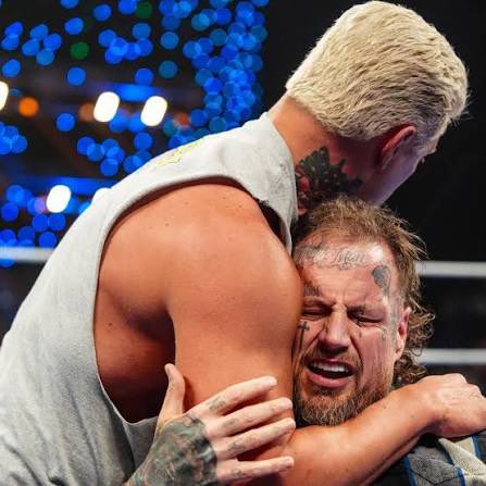 Two HEADS, One TABLE☝🏿☝🏽 tweet media