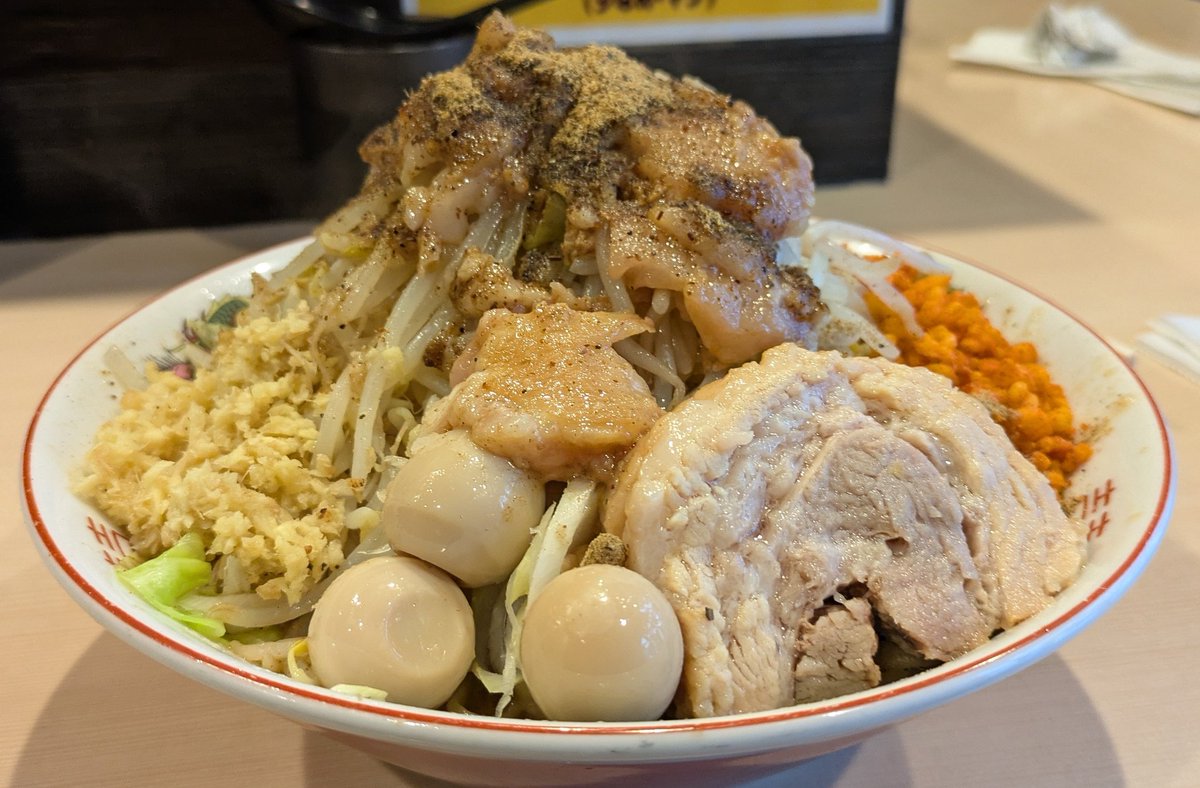 ラーメン部長🍜髙橋です😃 tweet media