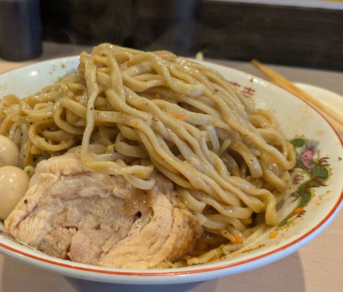 ラーメン部長🍜髙橋です😃 tweet media