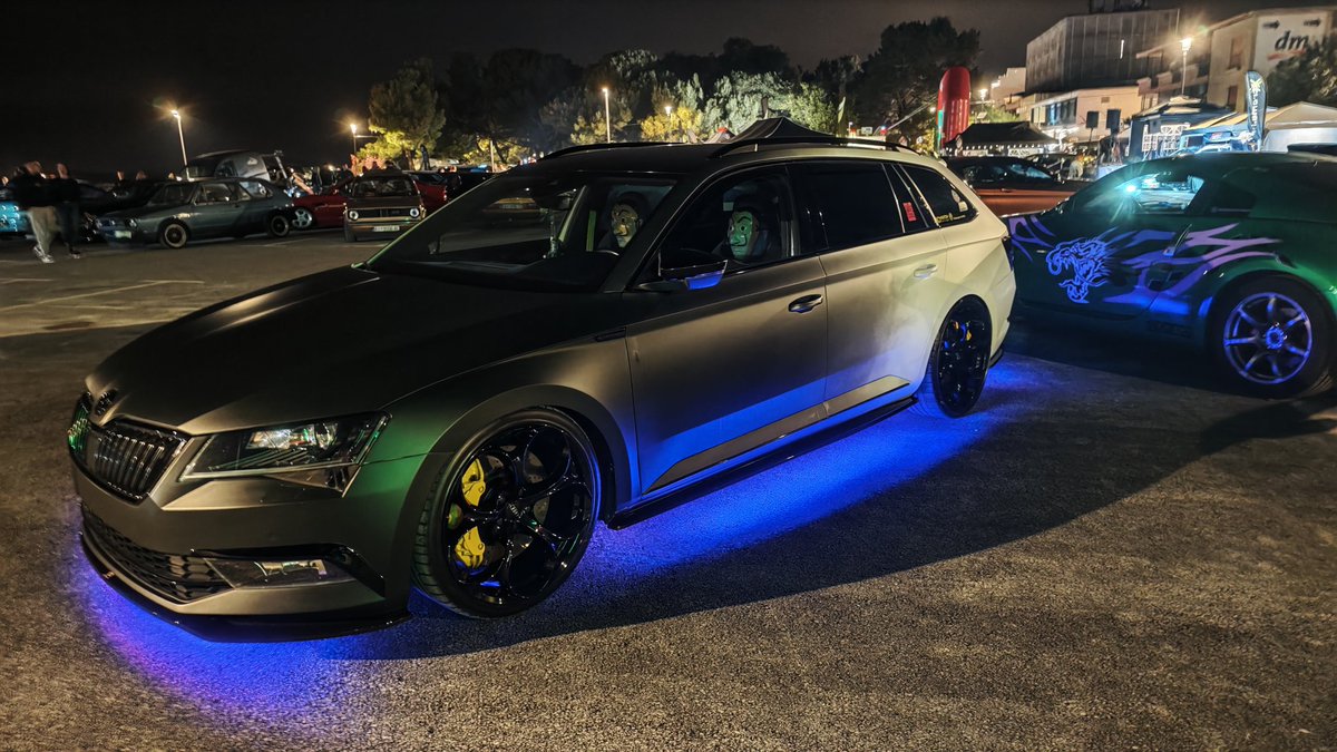veleb_it's tweet photo. Suzuki, Škoda , Audi.. https://t.co/YIrMfo3iEr