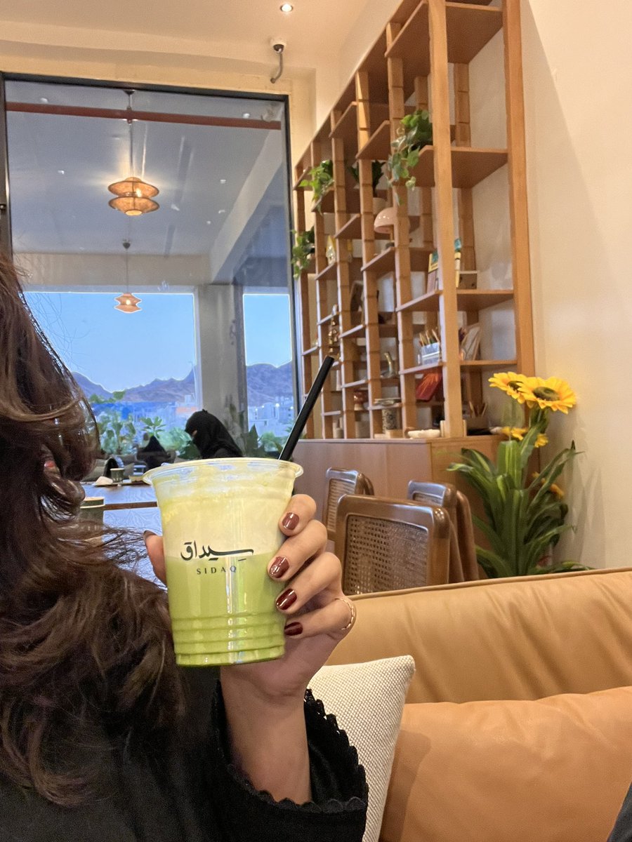 𝑹𝑨𝑵𝑨. tweet media