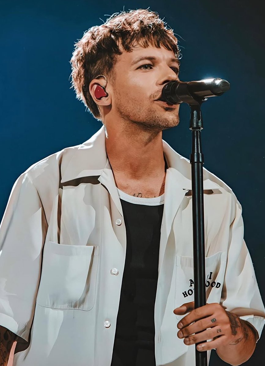 just louis tweet media