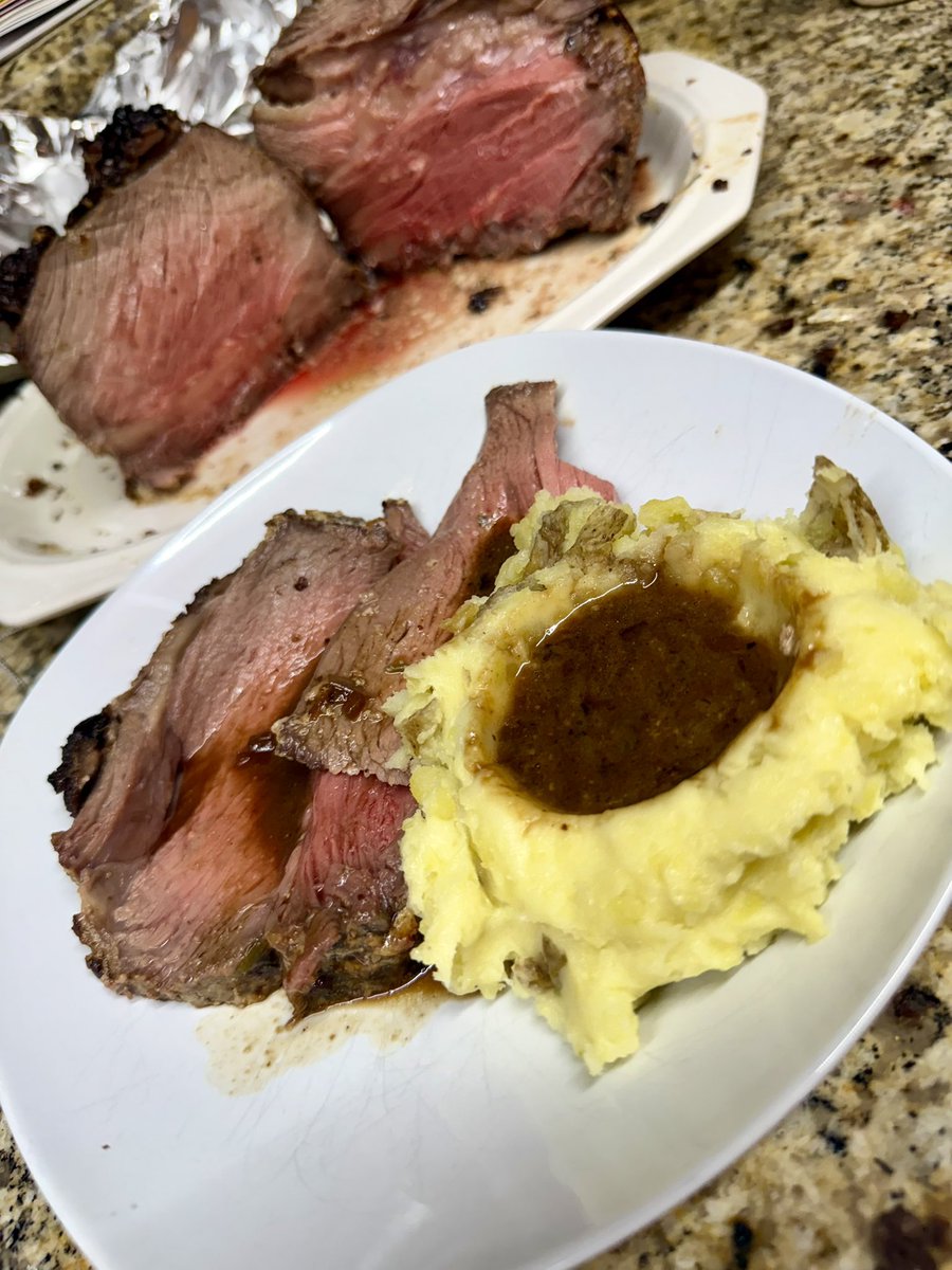 Bones ☠️ tweet media