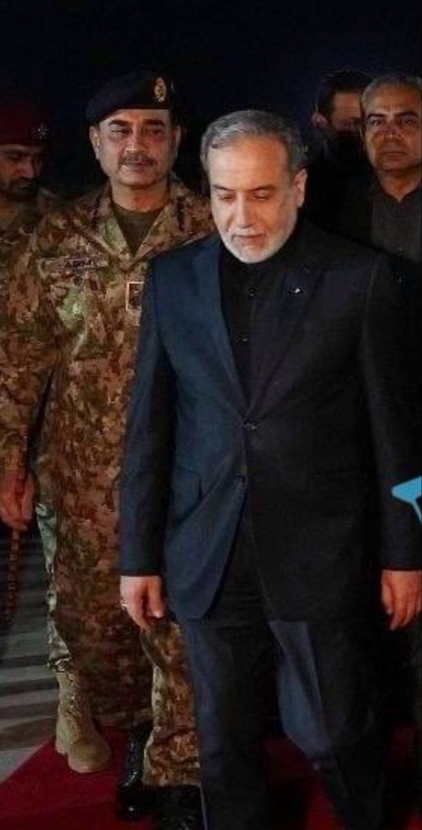 عباس عراقچی کی ایک دن کی زندگی عاصم منیر اور محسن نقوی کی ہزار سالہ زندگی سے افضل ہے۔