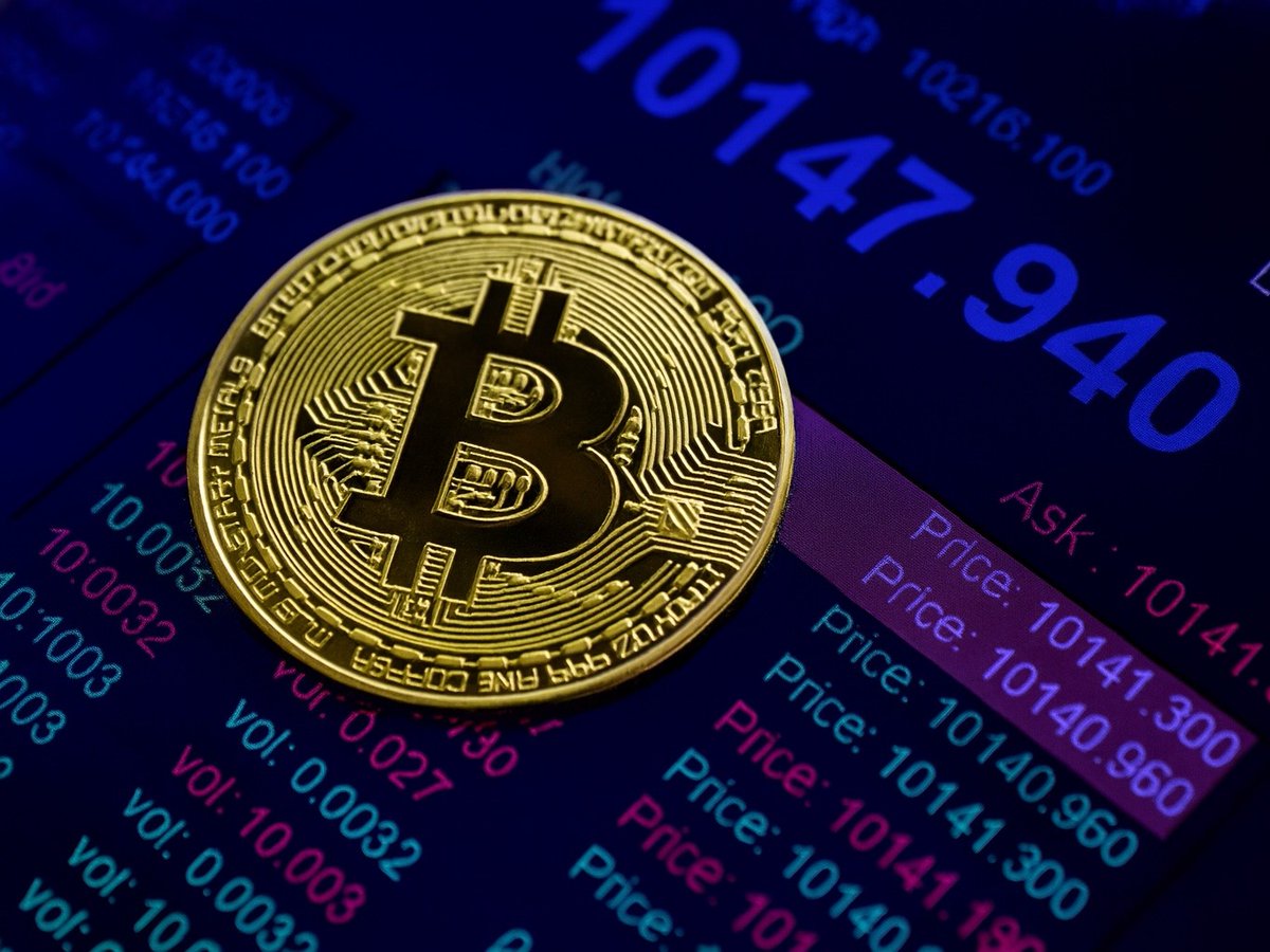 CoinMarketCap tweet media