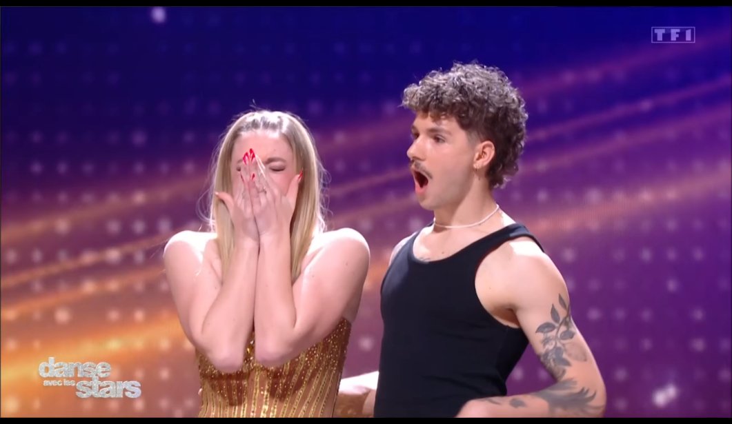 NewsTVReal's tweet image. Samuel et Anna ainsi que Emma et Dorian sont les premiers qualifiés pour la finale. #DALS