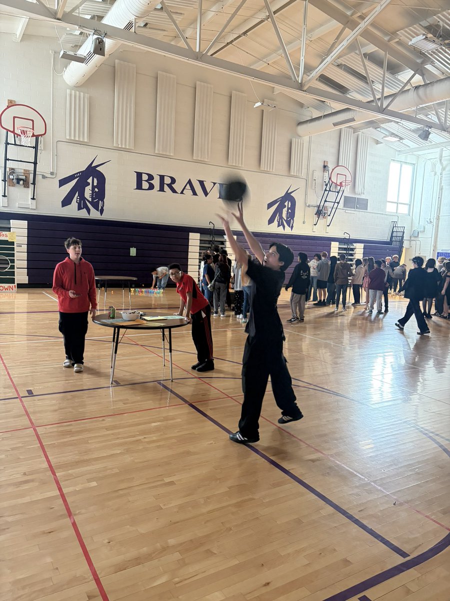 missionbraves's tweet image. Spring dance and games  #BeBrave #Celebrate