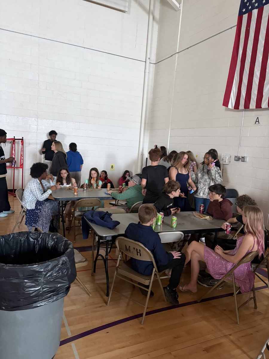 missionbraves's tweet image. Spring dance and games  #BeBrave #Celebrate