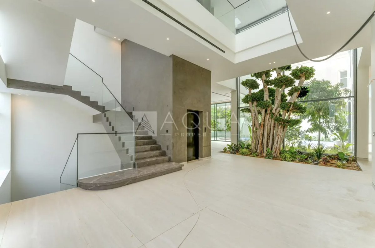 Panic Selling tweet media