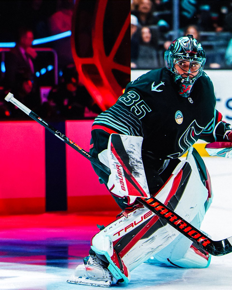 JDac35's tweet photo. CPA you were ELECTRIC last night! 🦑⚡️🌊 @SeattleKraken @NHL https://t.co/7TqXIaRu9U