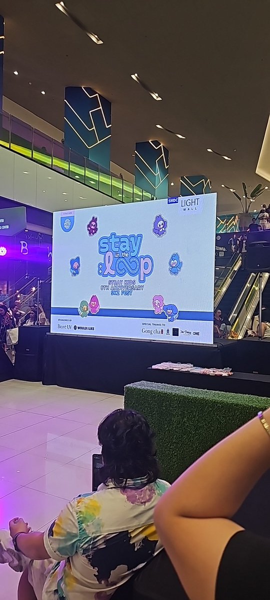 xia. check pinned 🐣 tweet media