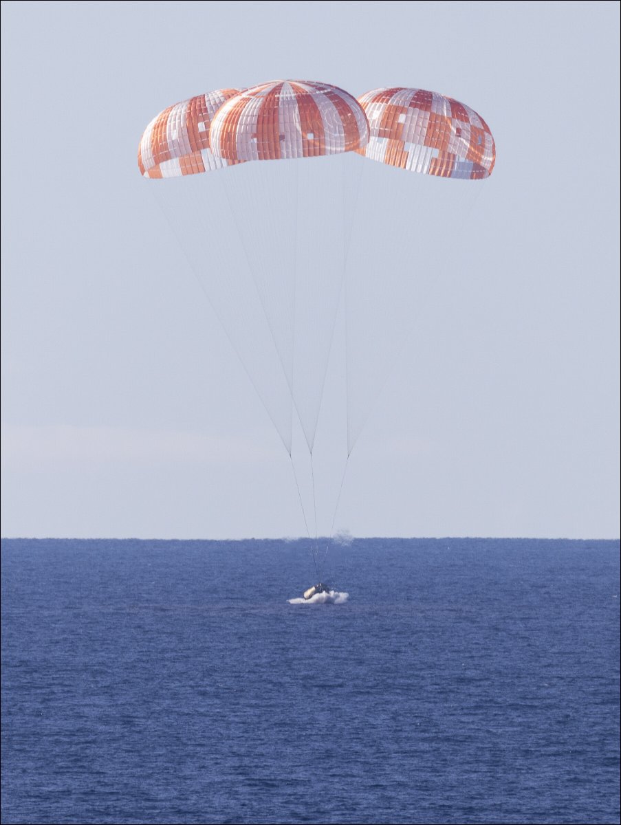 NASA HQ PHOTO tweet media