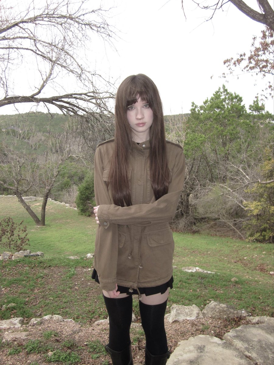 nora 🌱 tweet media