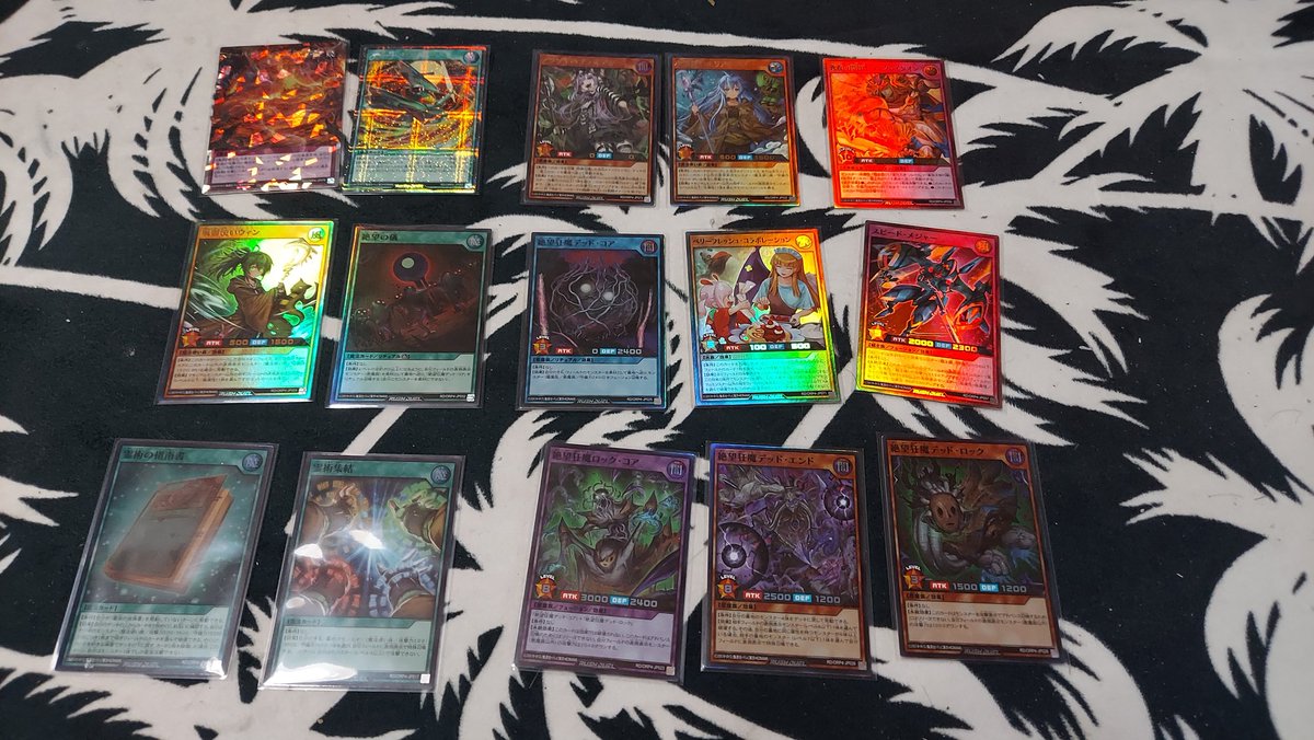 スケトン tweet media