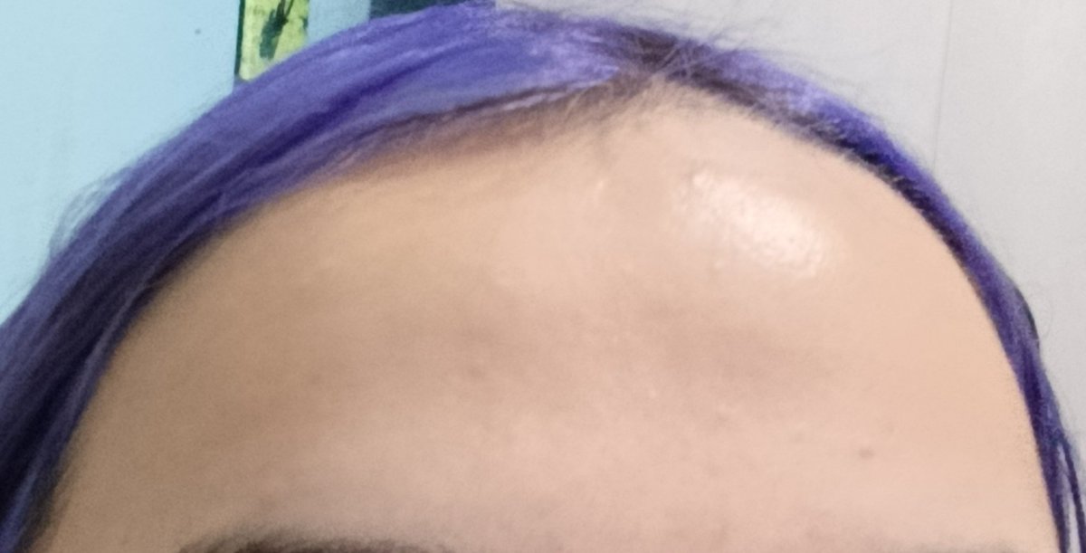 lana (-4,3/12,9) tweet media