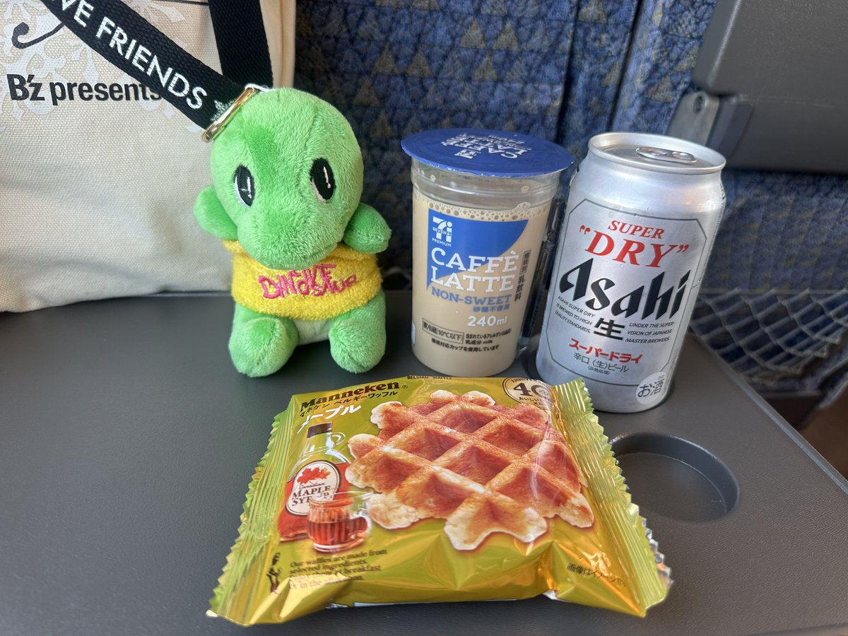 まいこ tweet media