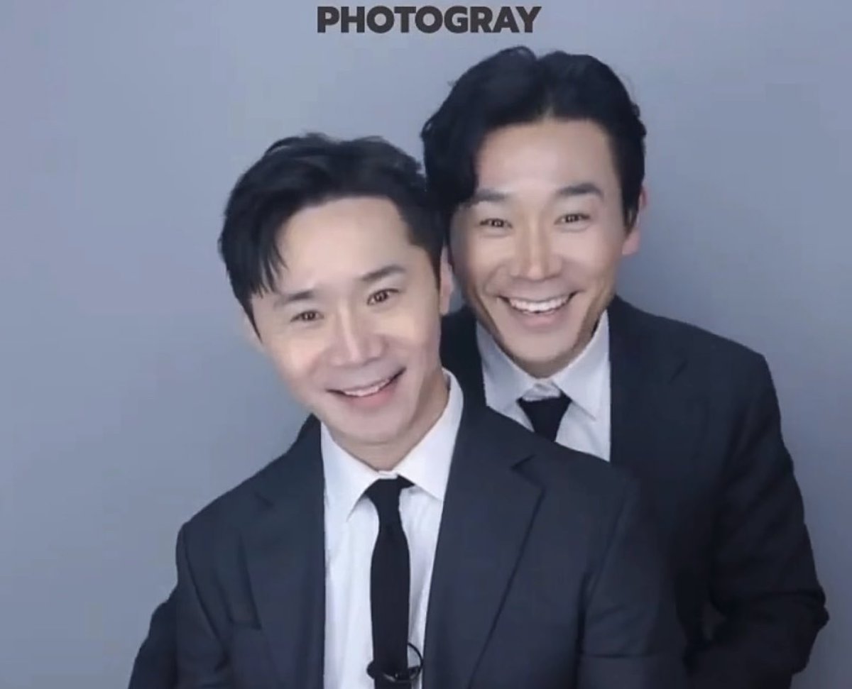 万里子 tweet media