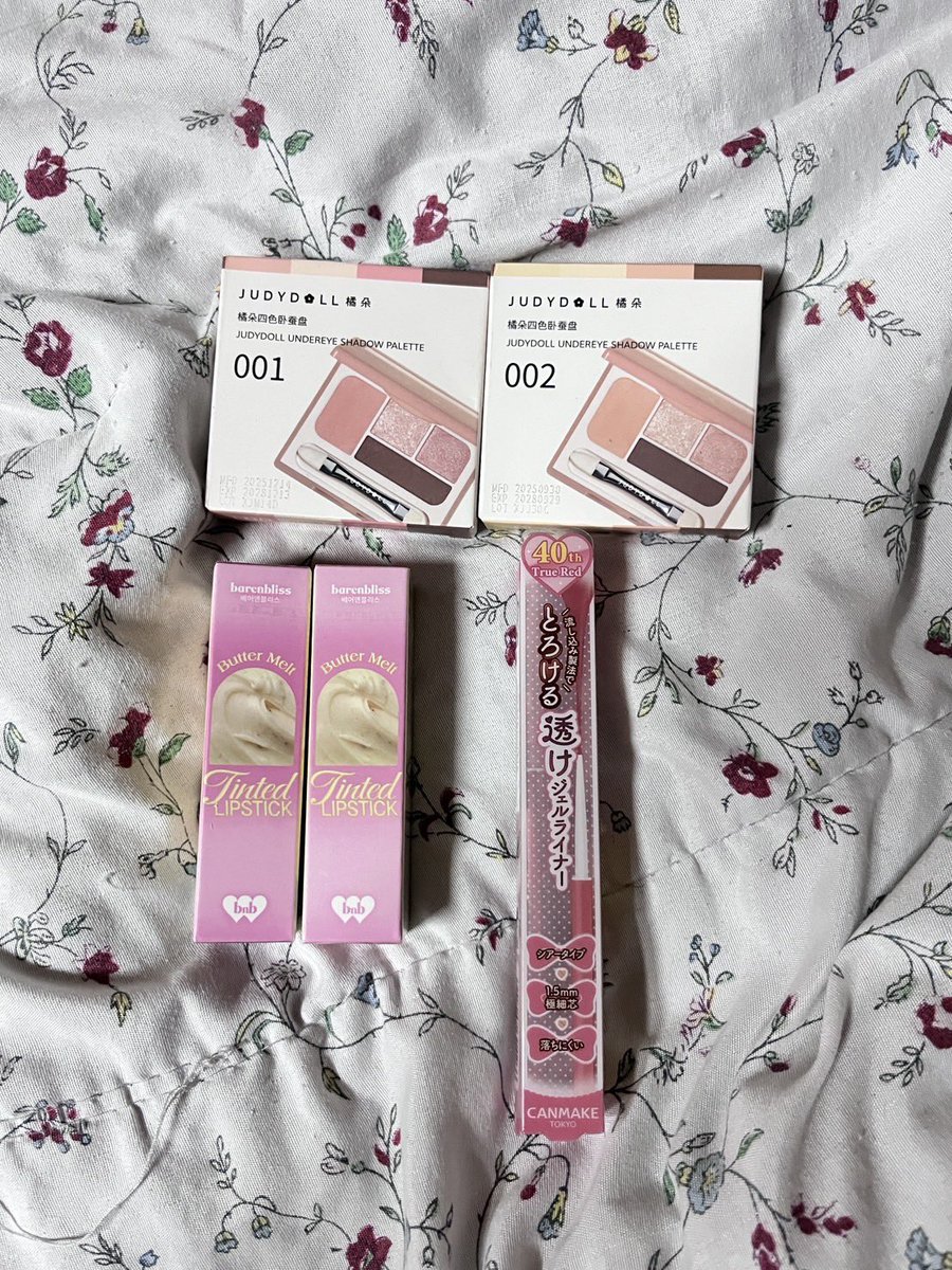 1mooklkiii's tweet image. เซ็ท4 เหมา 5 ชิ้น 230 🩷
ได้รับ ลิปbnb360/101
พาเลท judydoll 001/002
อะไรไม่รู้ canmake

#ส่งต่อเครื่องสำอาง #ส่งต่อสกินเเคร์ #ส่งต่อสกินเเคร์มือสอง #ส่งต่อคสอมือสอง #ส่งต่อคสอ #ส่งต่อคสอมือ2 #ส่งต่อcanmake #canmake