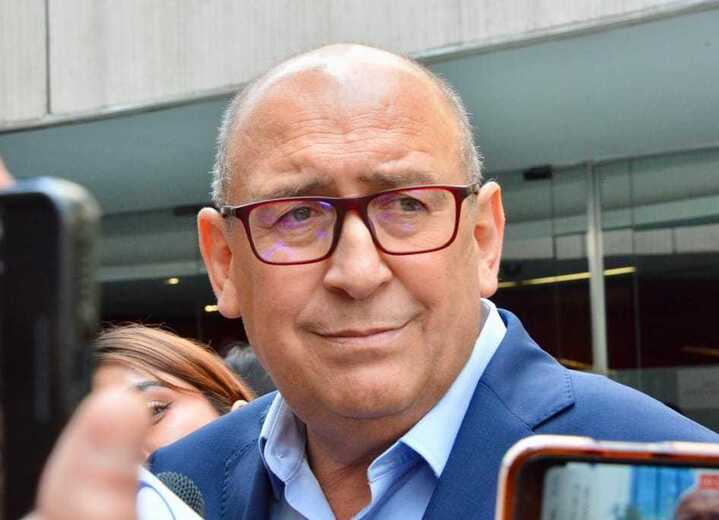 AztecaNoticias's tweet image. #LoÚltimo | #PRI exige la comparecencia de los titulares de la Secretaría de Energía y de @Pemex para que expliquen ante la Cámara de Diputados los accidentes registrados recientemente en la refinería de Dos Bocas.

@RubenMoreiraAlt, coordinador de los diputados del PRI en San