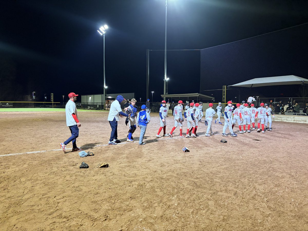 State Lines Stars 13U tweet media
