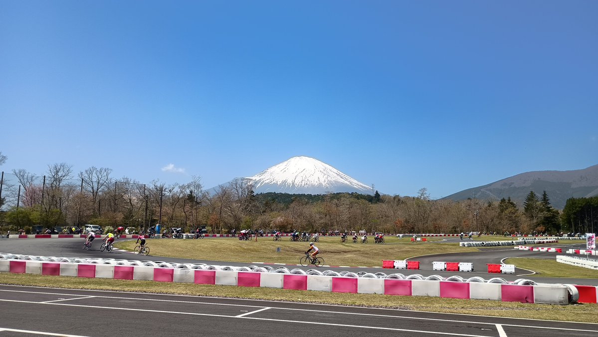 黒幕さんの人 tweet media