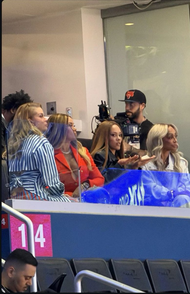 keairna’s picture frame. tweet media