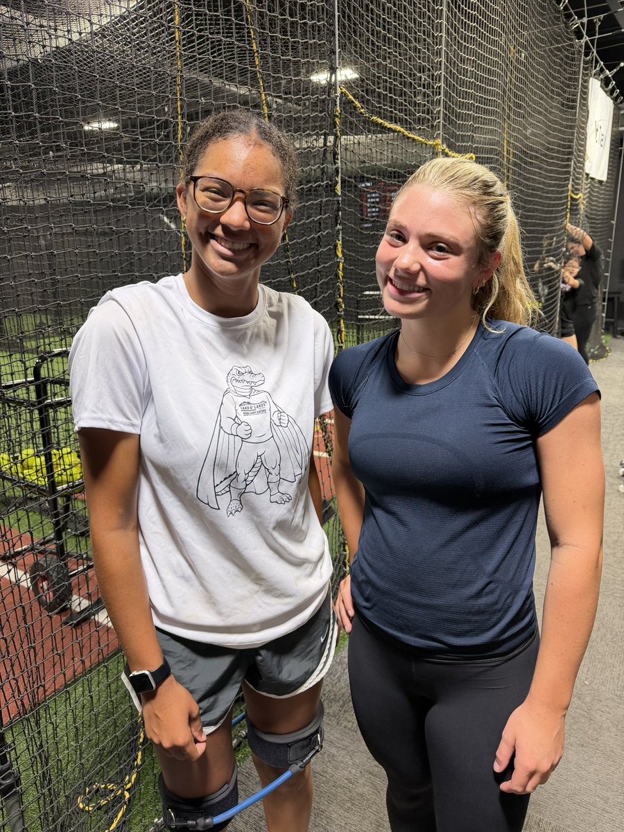 E-Line Softball Training tweet media