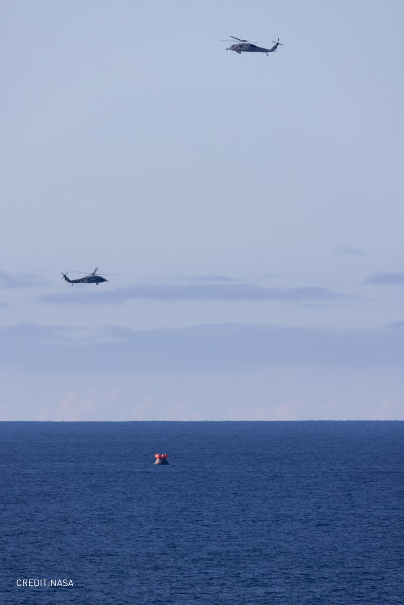 Sikorsky's tweet image. Welcome home Integrity! After the successful completion of the Artemis II mission, @USNavy aircrews hoisted the four astronauts from the front porch of the @LockheedMartin built Orion spacecraft using two MH-60 Seahawks.